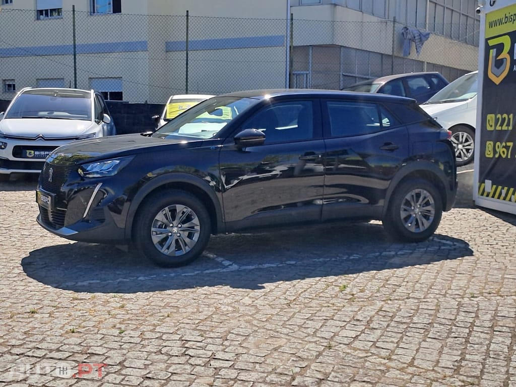 Peugeot E-2008 50 kWh Active