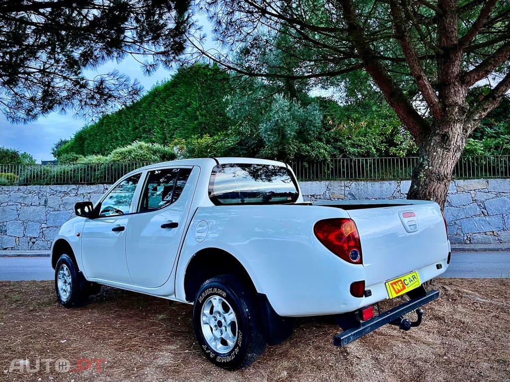 Mitsubishi L200 DI-D  4x4