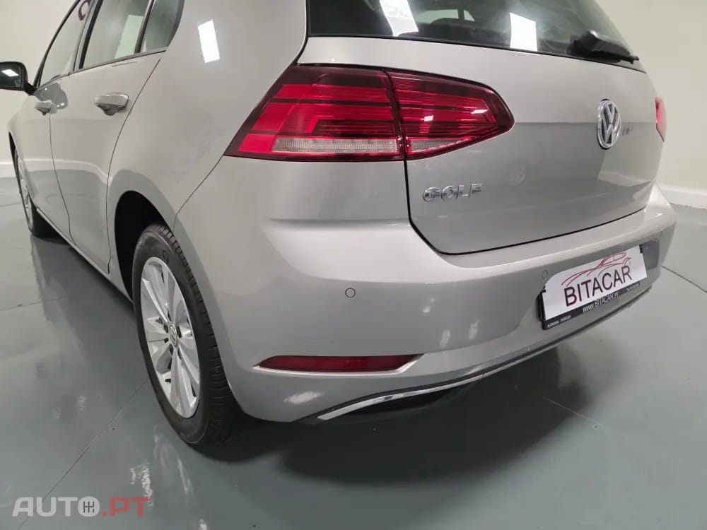 Volkswagen Golf 1.6 TDI CONFORTLINE