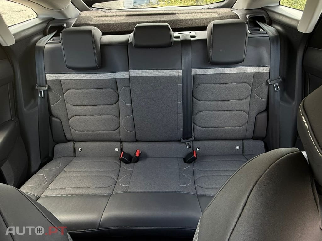 Citroen C4 PureTech 130 Stop&Start EAT8 PLUS