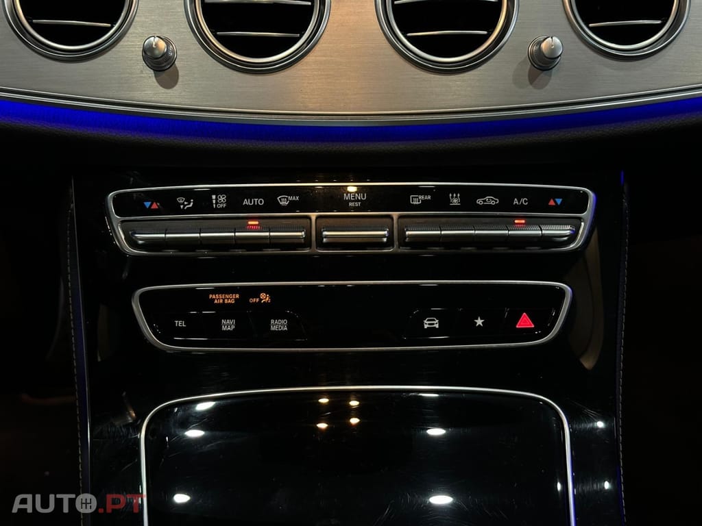 Mercedes-Benz E 300 de 4Matic 9G-TRONIC AMG Line