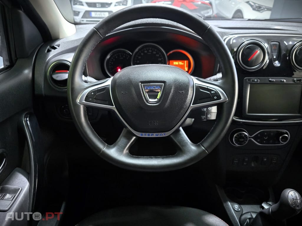 Dacia Logan MCV 0.9 TCe SL Adventure Bi-Fuel — fotografia 18
