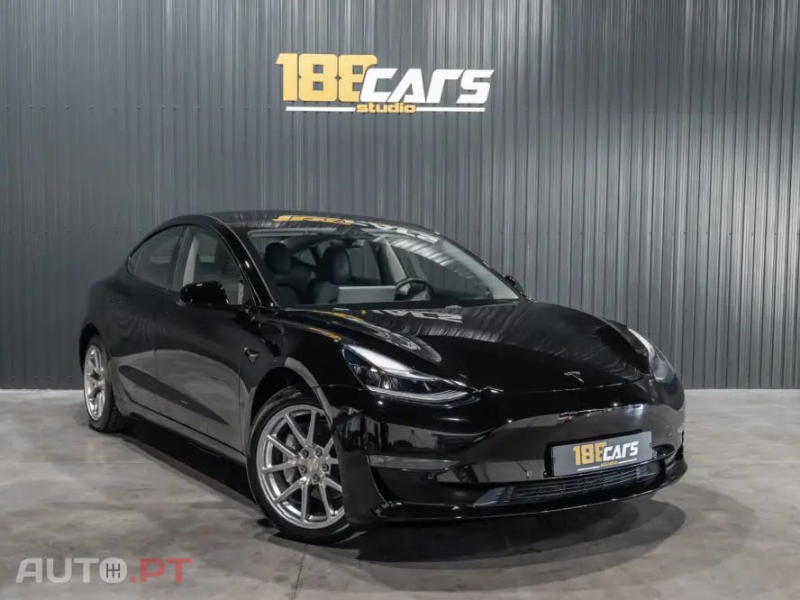 Tesla Model 3 Long-Range Dual Motor AWD