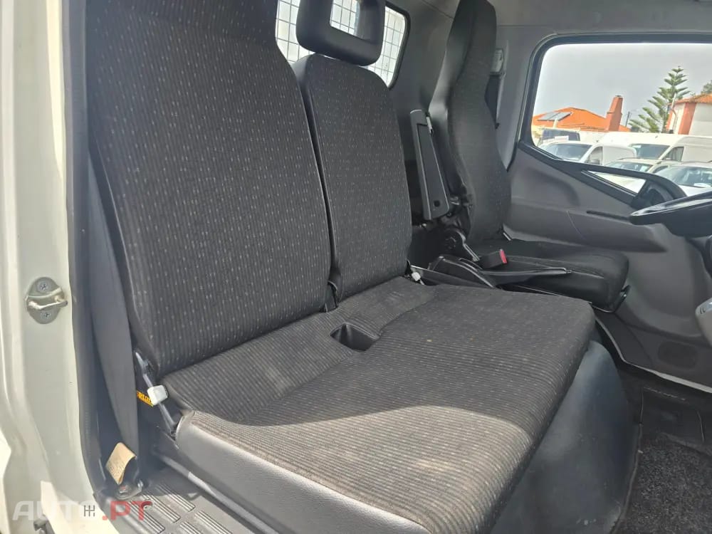 Mitsubishi Canter 9C18