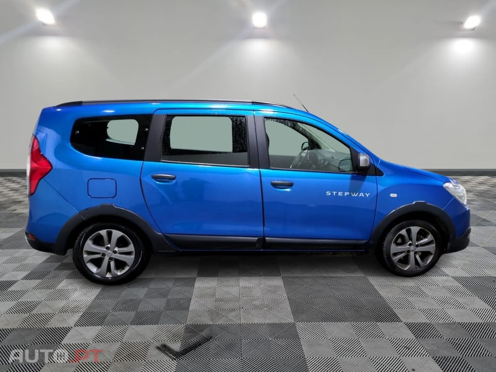 Dacia Lodgy 1.5 dCi Stepway 7L