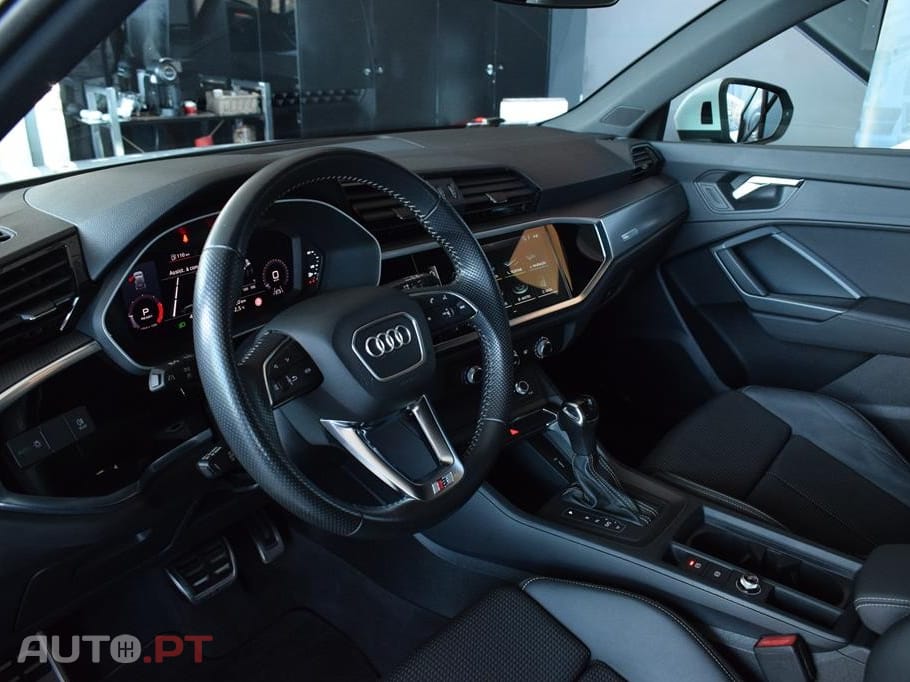 Audi Q3 35 TDI S line S tronic