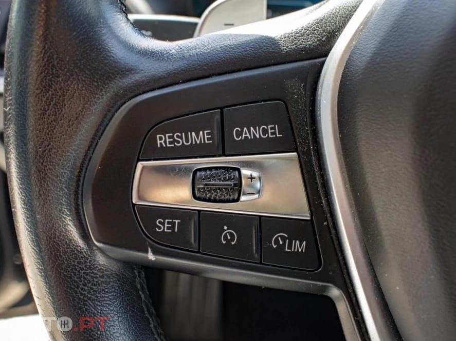 BMW 320 e Touring Auto