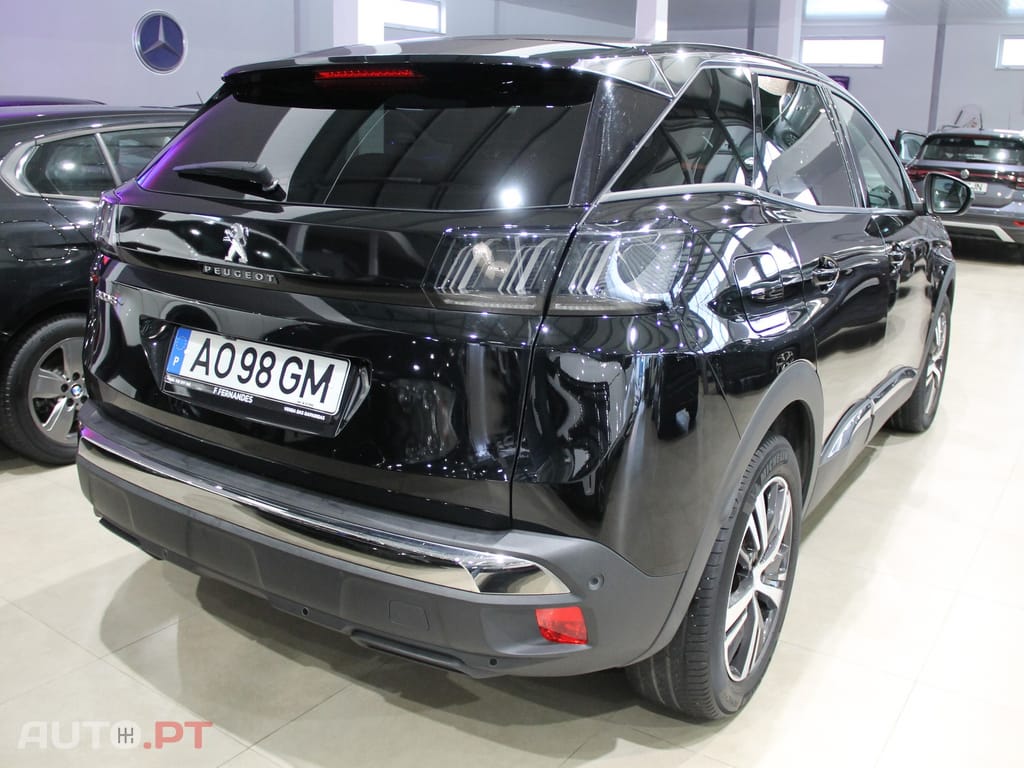 Peugeot 3008 1.5 BlueHDi Active