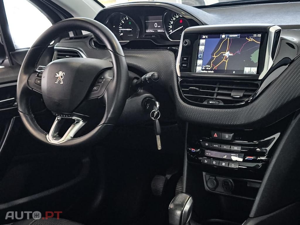 Peugeot 208 1.2 PureTech Signature
