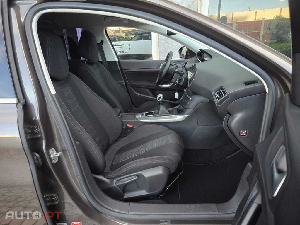 Peugeot 308 SW 1.6 BlueHDi Allure