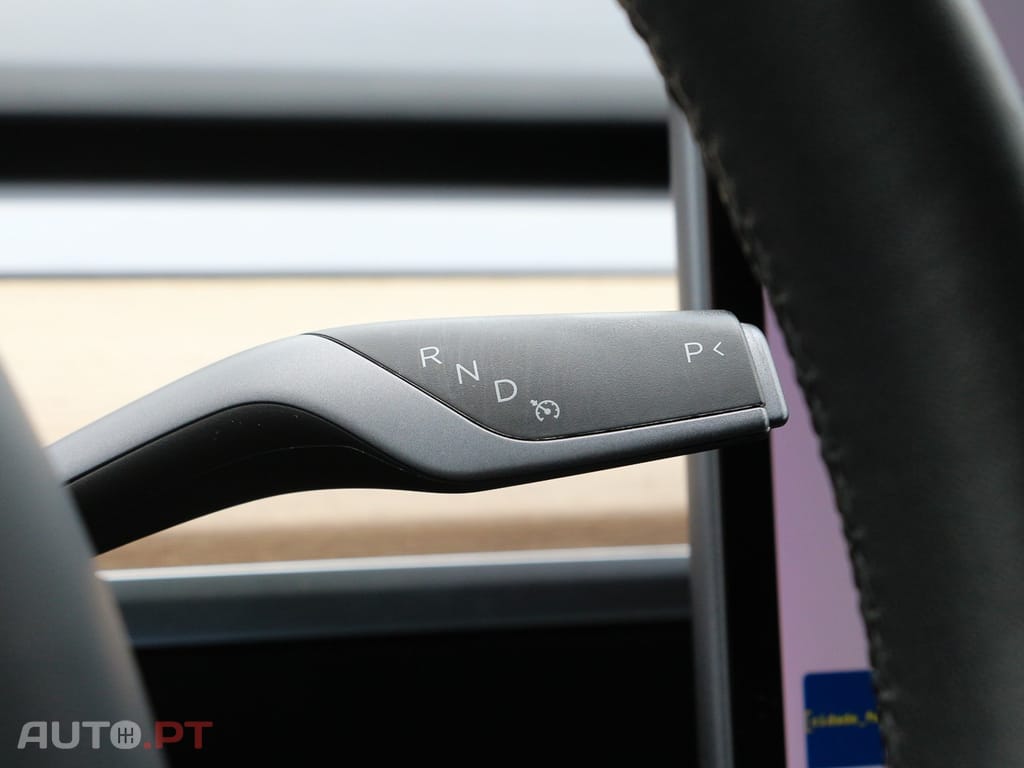 Tesla Model 3 Long-Range Dual Motor AWD