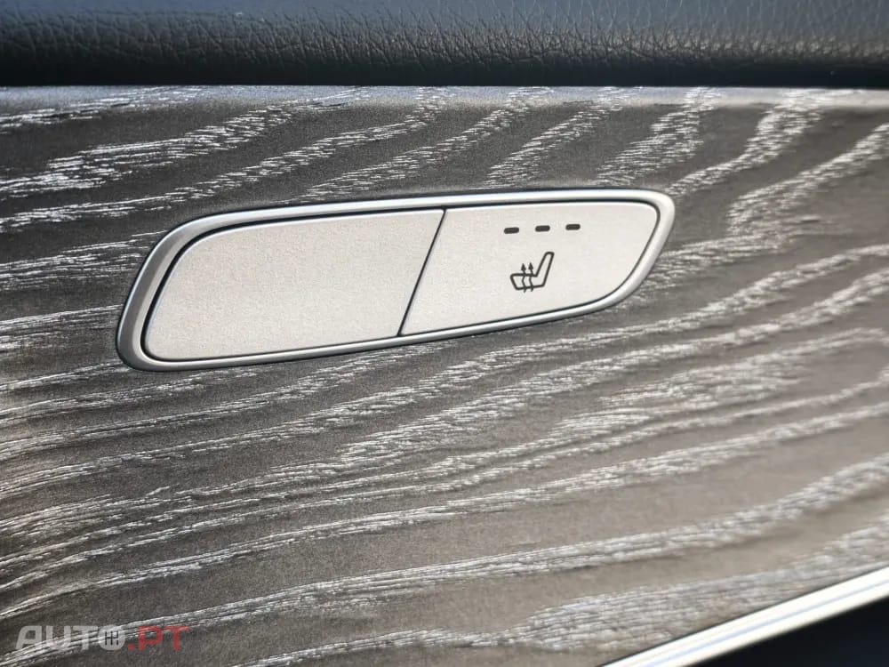 Mercedes-Benz E 300 e Station 9G-TRONIC AMG Line