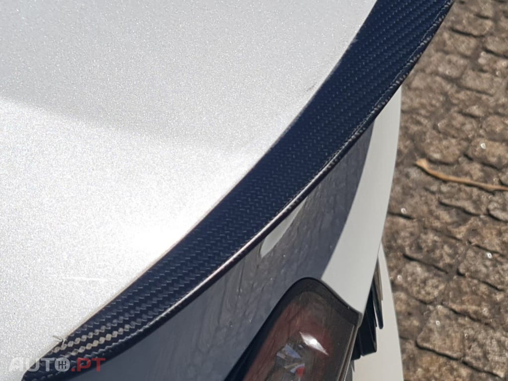 Tesla Model Y Performance Tração Integral