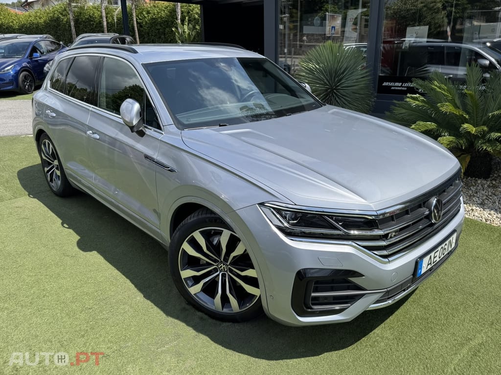 Volkswagen Touareg 3.0 TDI V6 R-Line
