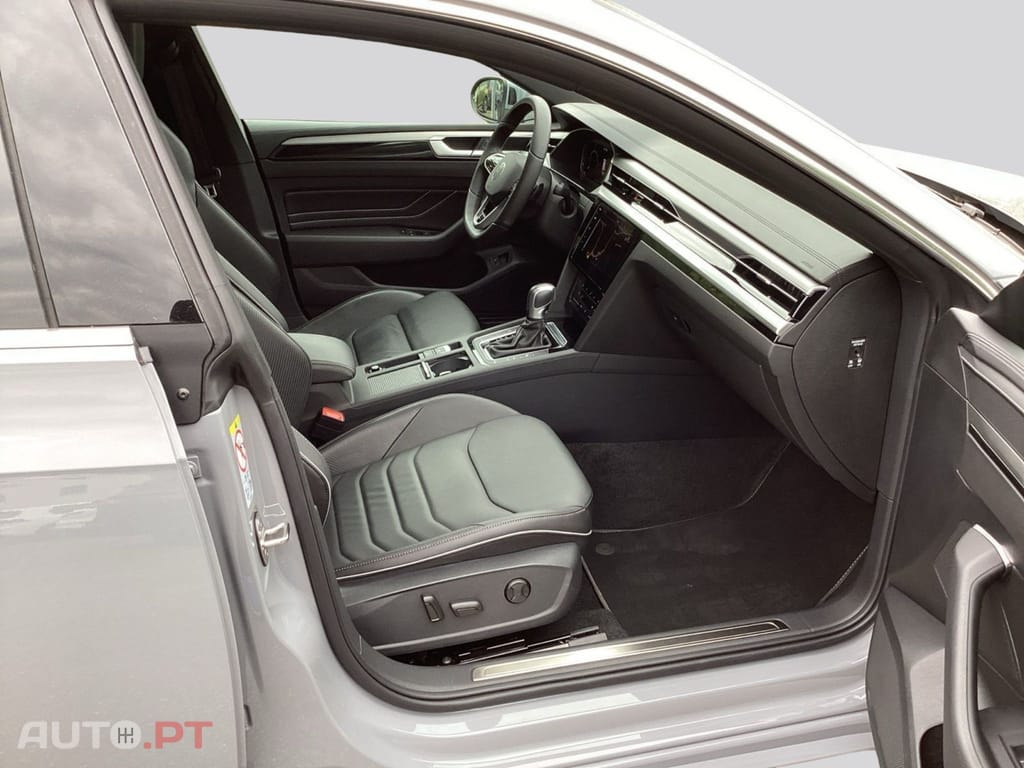 Volkswagen Arteon 1.4TSI eHybrid R-Line I.V.A DEDUTIVEL 