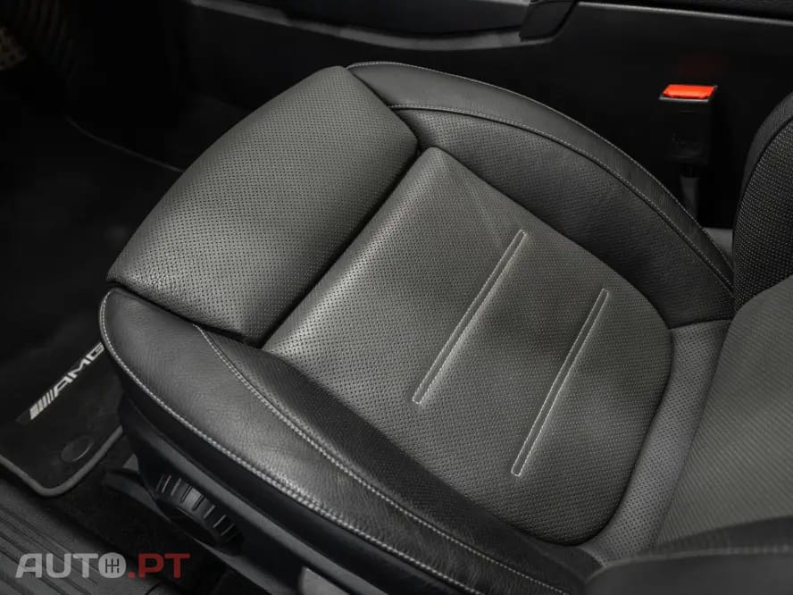 Mercedes-Benz A 180 d 7G-DCT AMG Line