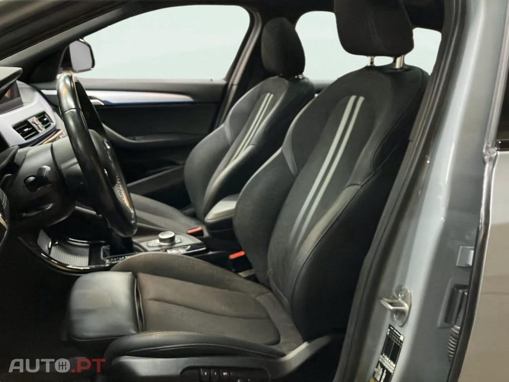 BMW X2 25 e xDrive Pack M