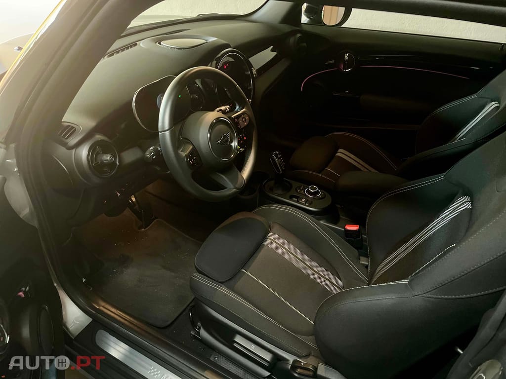 MINI Electric COOPER SE