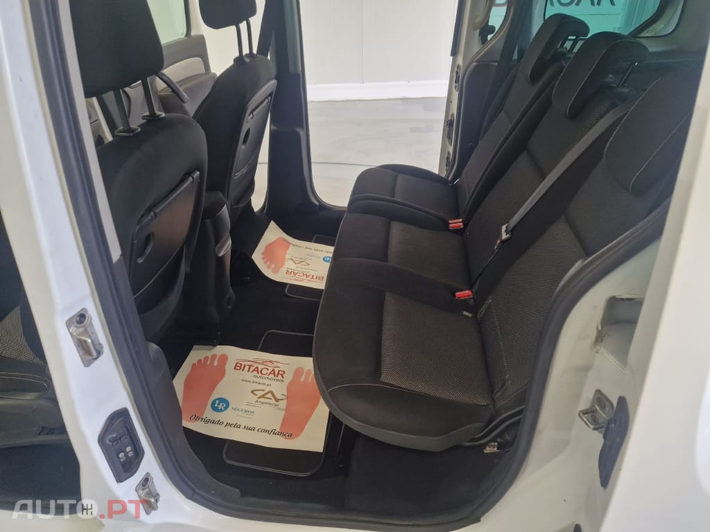 Renault Kangoo COMBI 1.5 DCI LUGARES 5