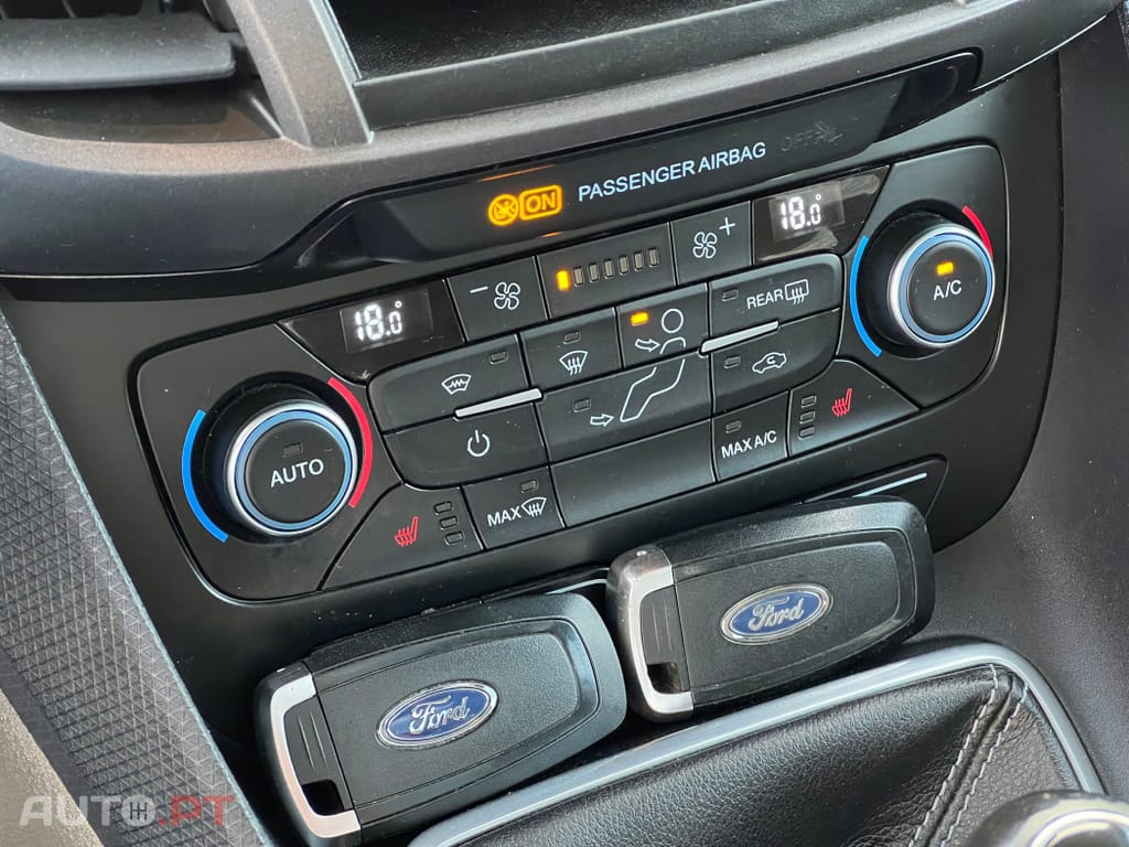 Ford Tourneo 1.5 TDCi Titanium