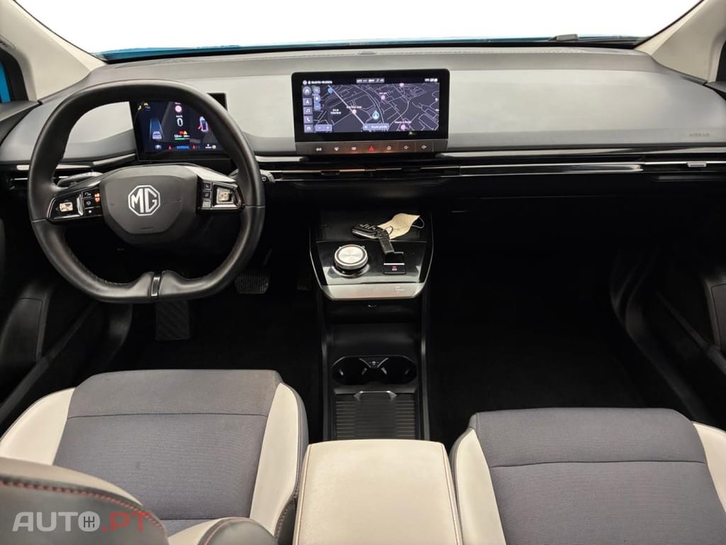 MG MG4 64 kWh Luxury
