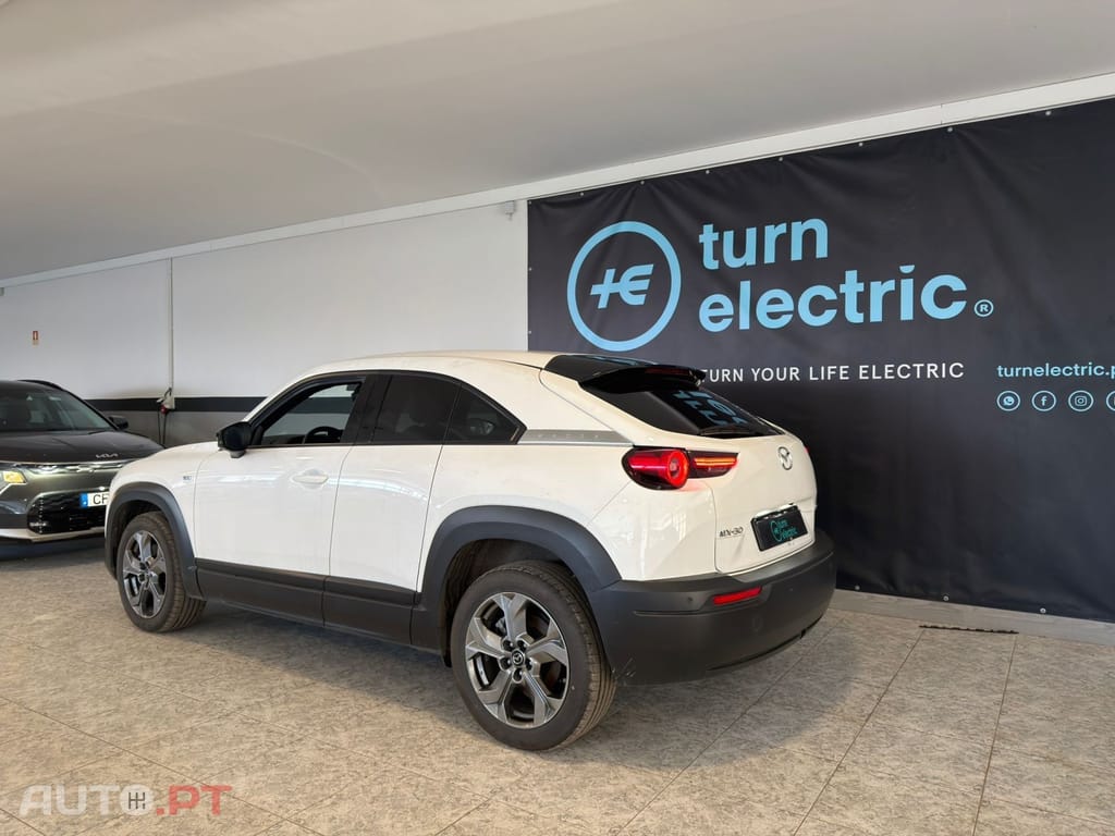 Mazda MX-30 e-SKYACTIV Advantage Industrial Vintage