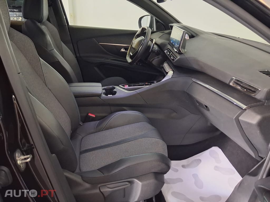 Peugeot 3008 1.6 Hybrid GT e-EAT8