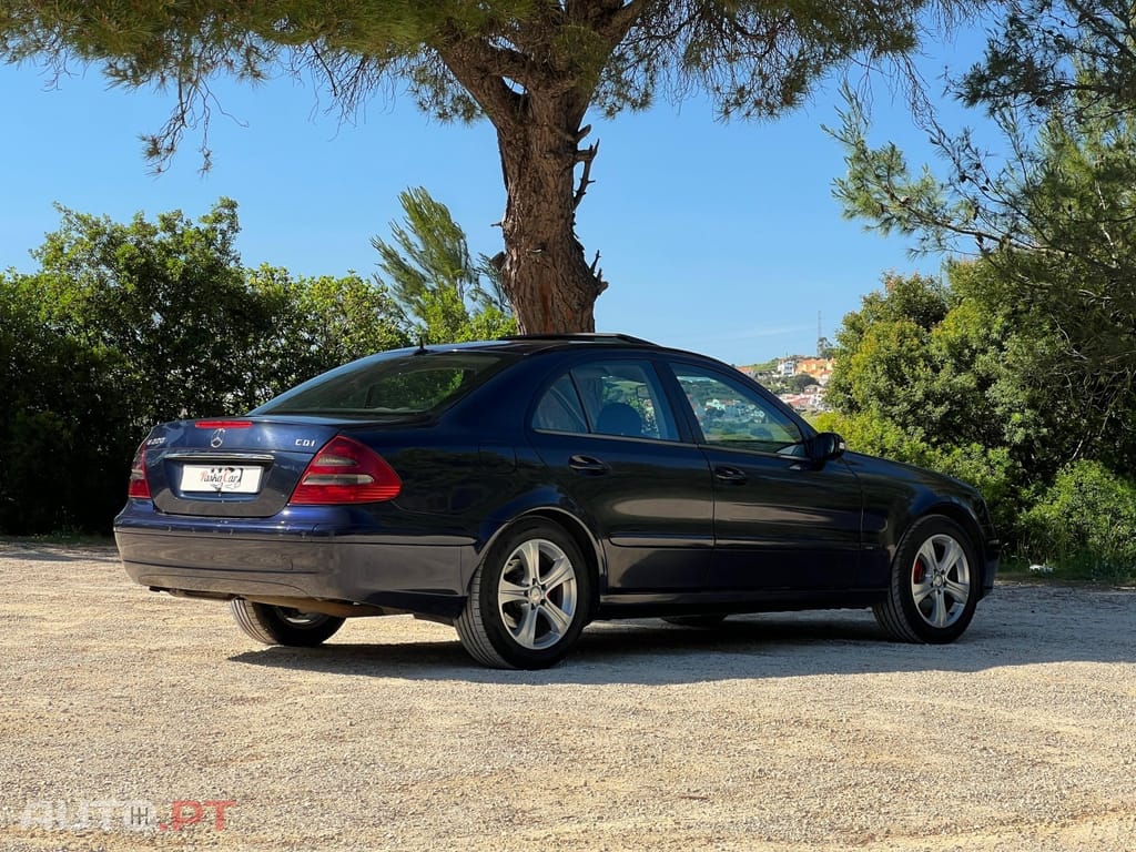 Mercedes-Benz E 220 CDI Avantgarde Aut.