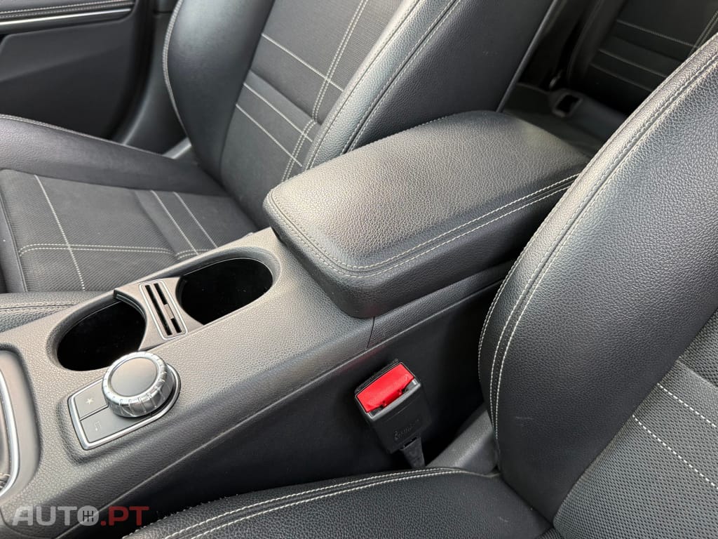 Mercedes-Benz GLA 180 d Style