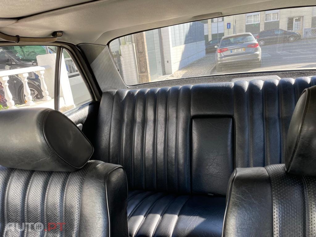 Mercedes-Benz 300 D (w123)