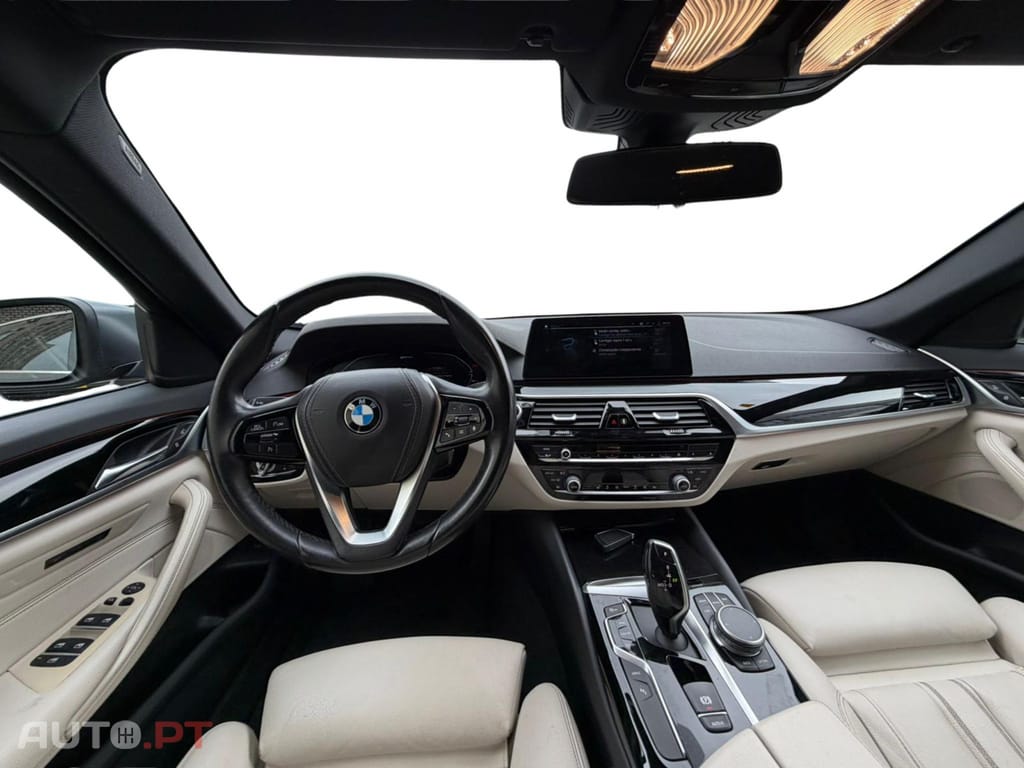 BMW 530 iPERFORMANCE