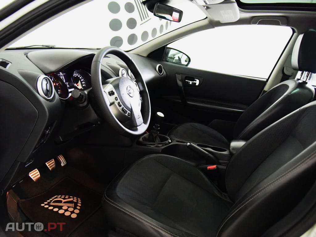 Nissan Qashqai +2 1.6 dCi Tekna Premium 18 360 S&S