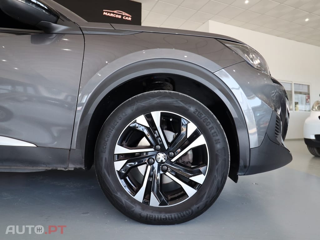 Peugeot 2008 1.2 PureTech Allure