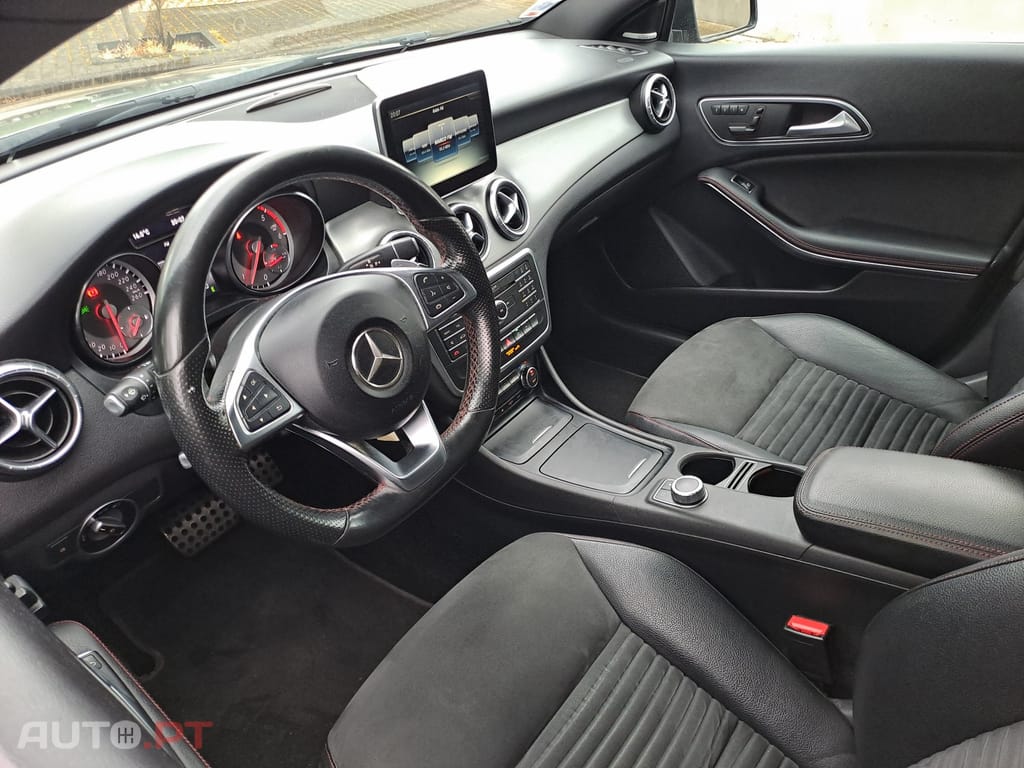 Mercedes-Benz CLA 220 AMG Full Extras 177 CV