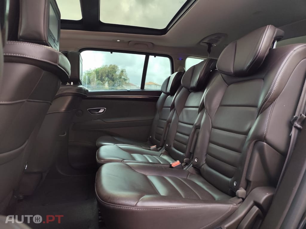 Renault Espace 1.6 dCi Initiale Paris EDC