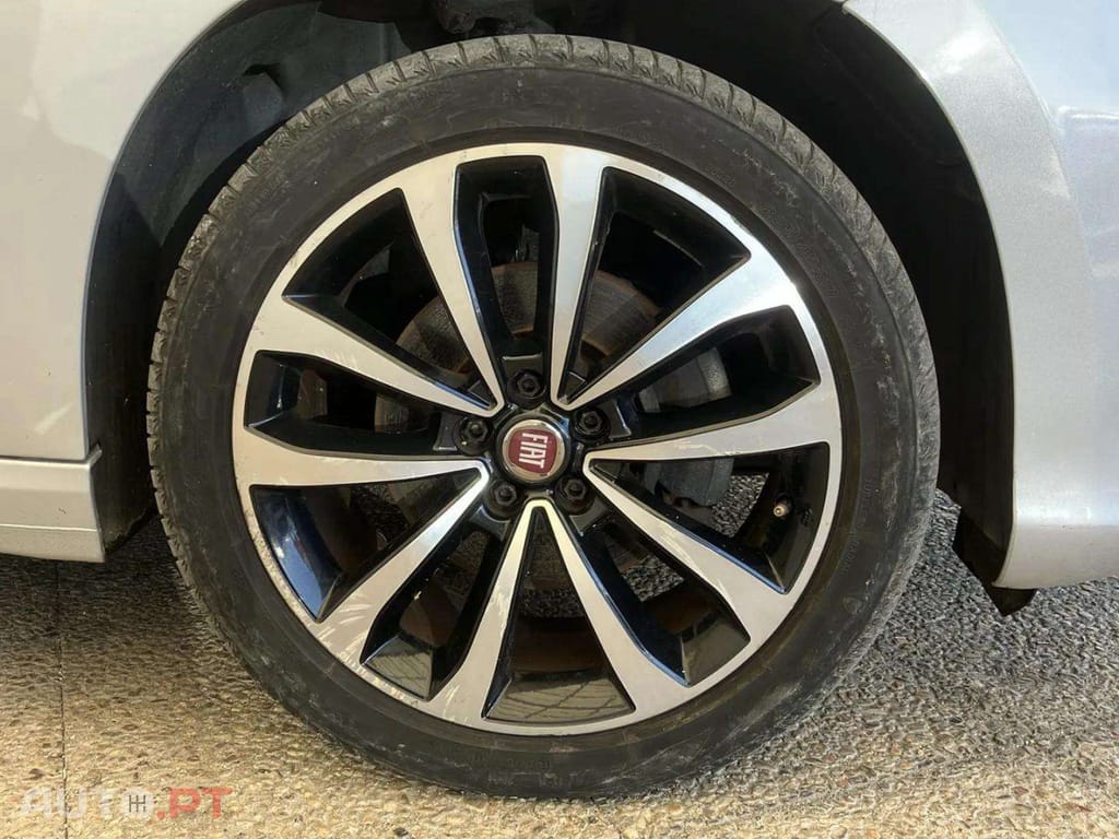 Fiat Tipo 1.3 M-Jet Lounge