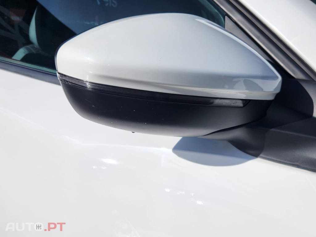 Peugeot 2008 1.5 BlueHDi Allure