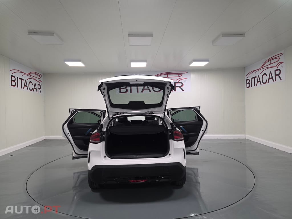 Citroën e-C4 50 kWh Shine — fotografia 54
