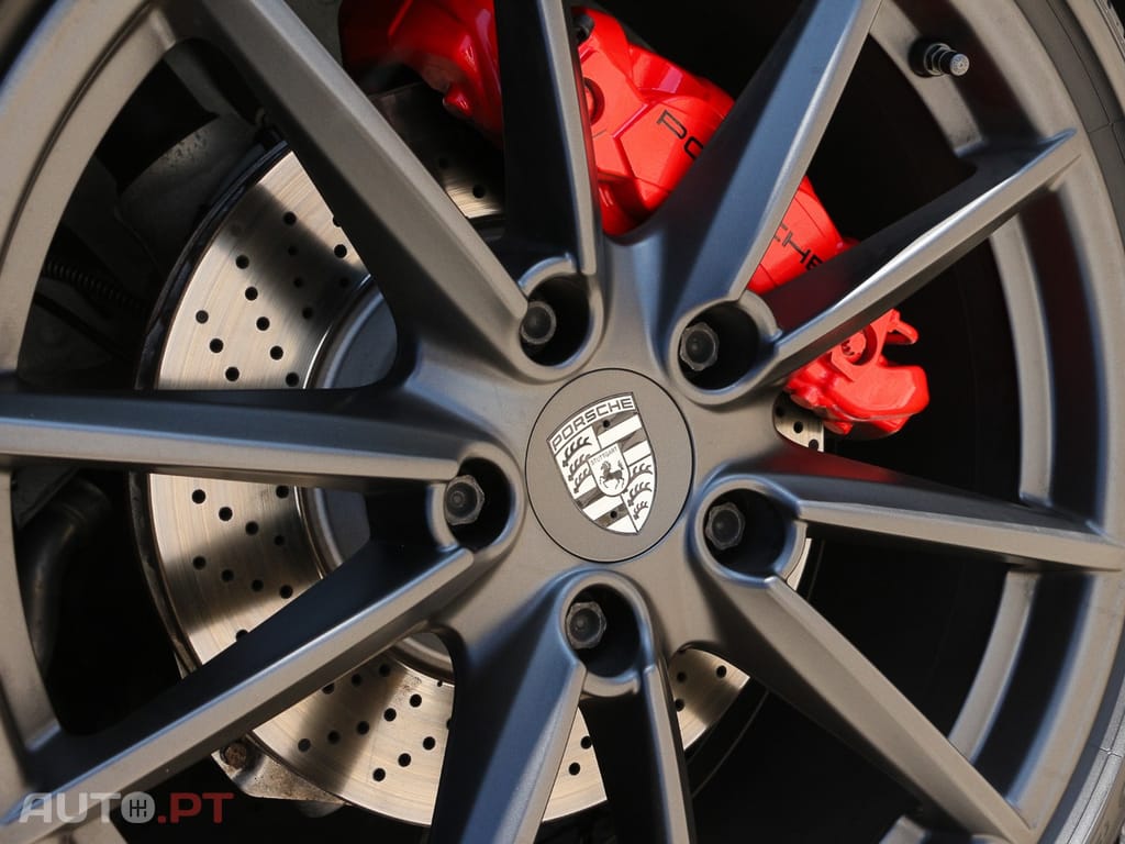 Porsche 992 Carrera PDK