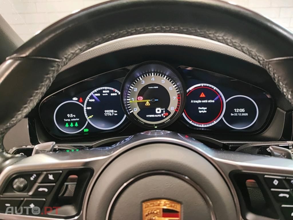 Porsche Cayenne E-Hybrid Platinum Edition