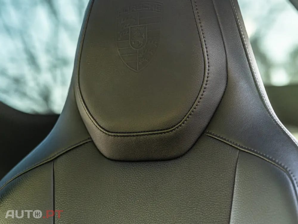Porsche Taycan 4S