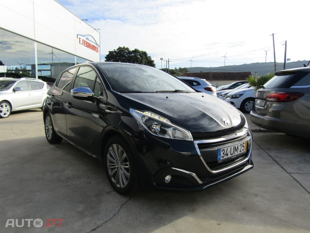 Peugeot 208 1.6 BlueHDi Style