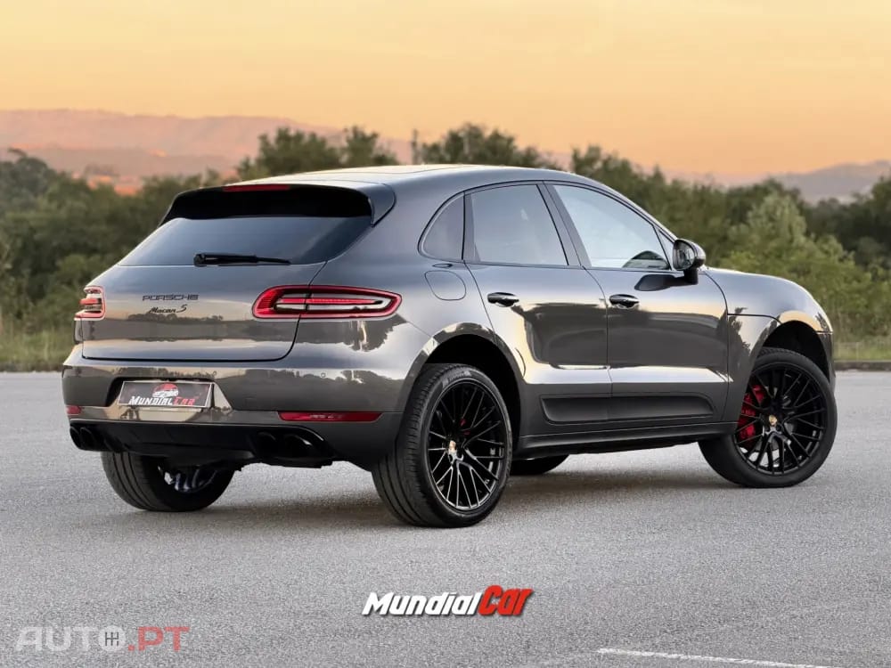 Porsche Macan S
