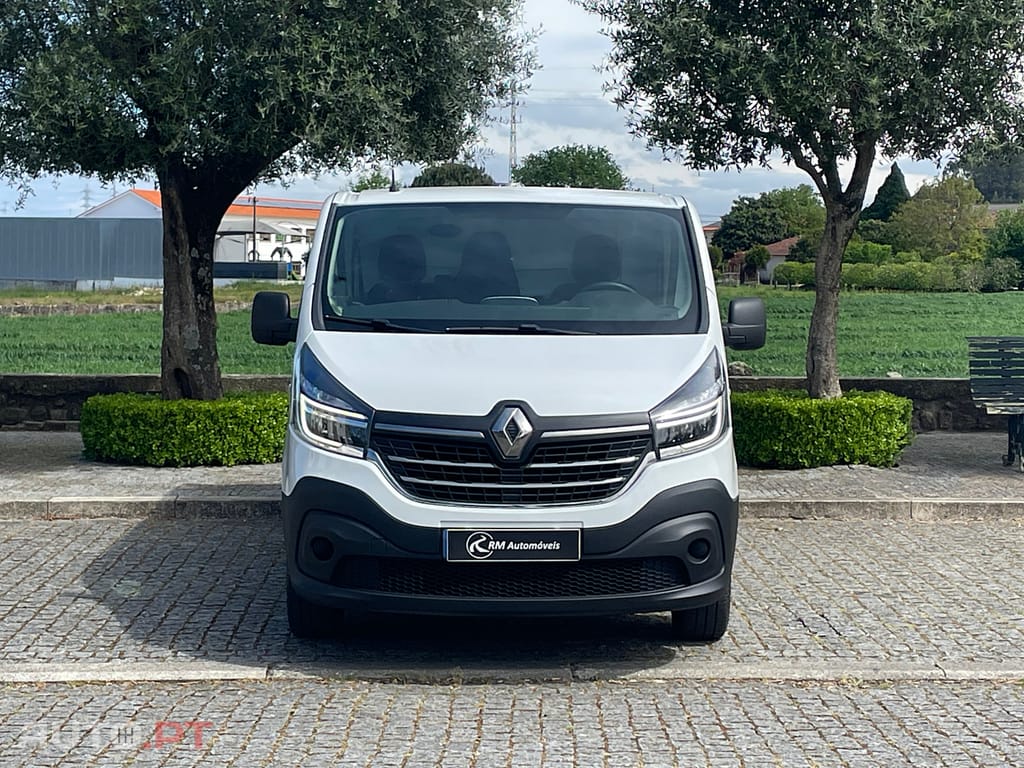 Renault Trafic 2.0 dCi IVA Dedutível