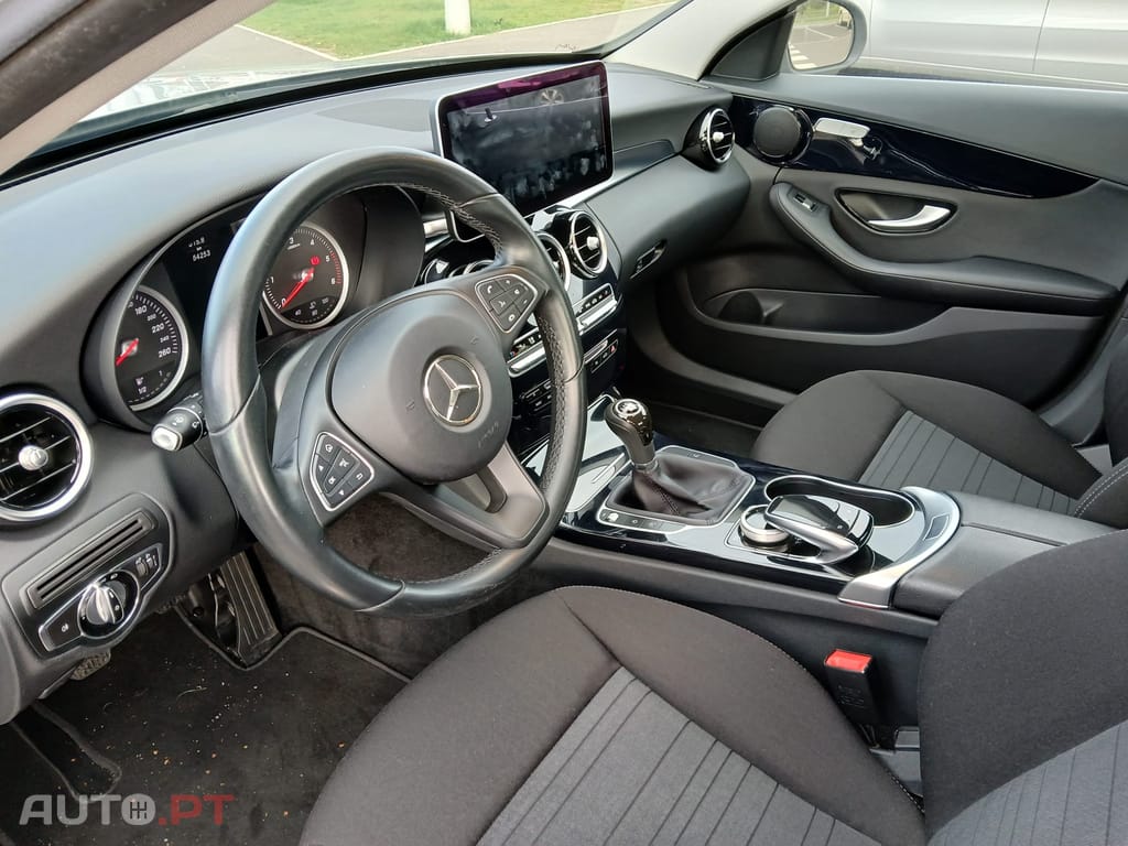 Mercedes-Benz C 220 Bluetec