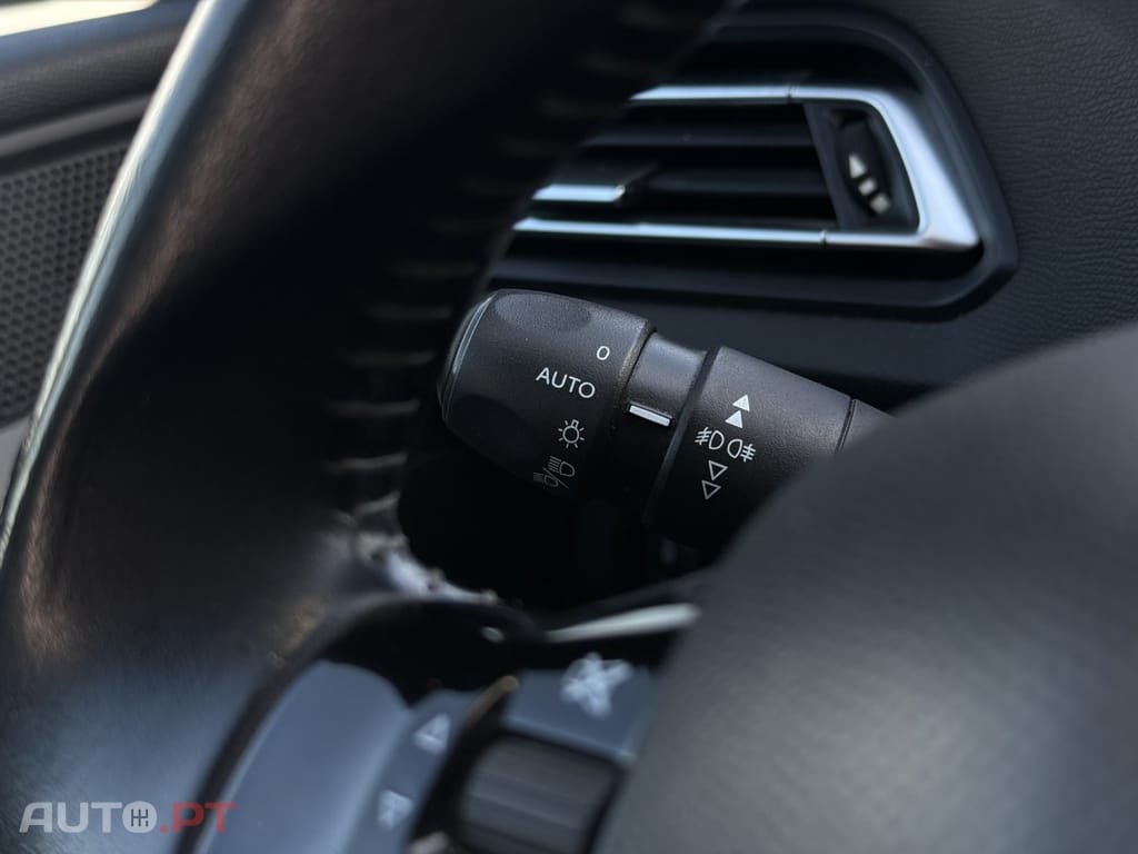 Peugeot 308 SW 1.6 BlueHDi Allure