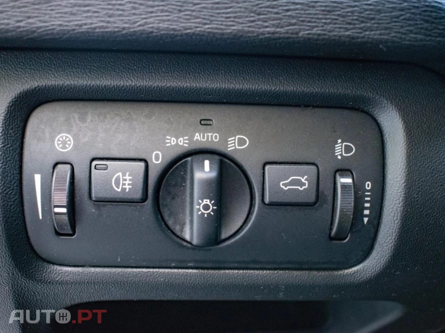 Volvo V40 1.6 D2 Kinetic