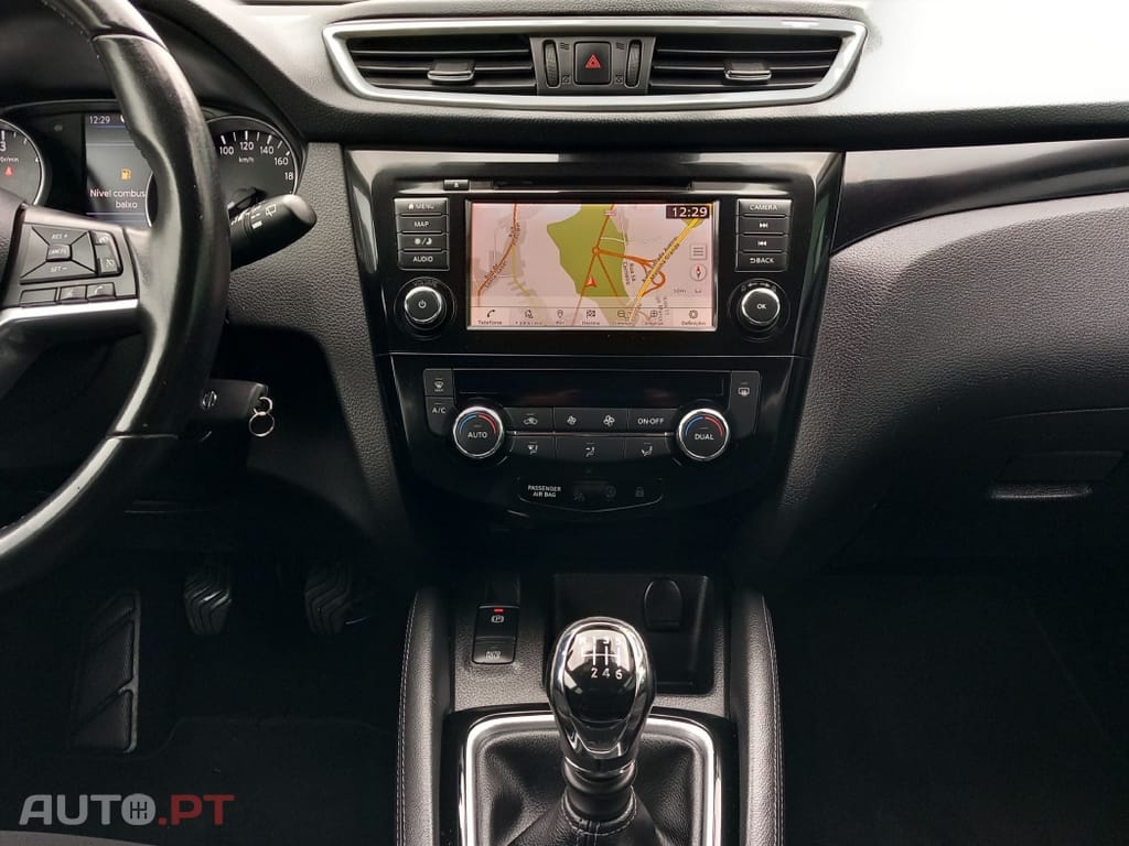Nissan Qashqai 1.5 dCi N-Connecta Led