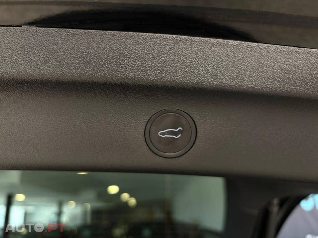 Tesla Model Y Tração Traseira