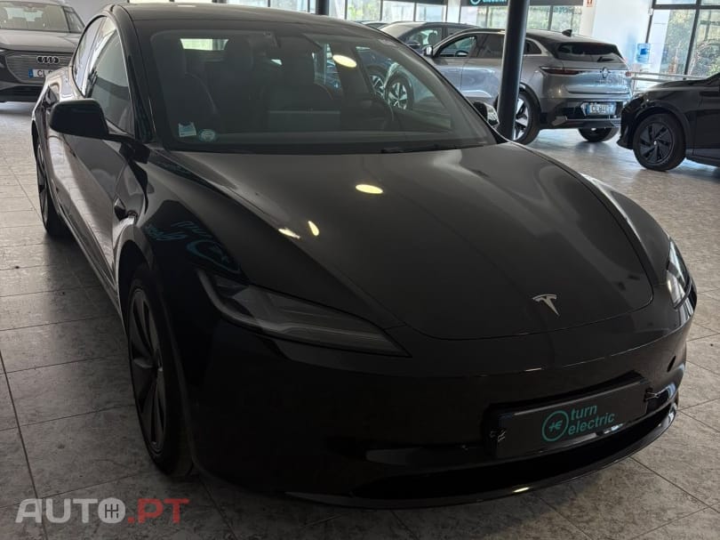 Tesla Model 3 Tração Traseira Premium foto 4